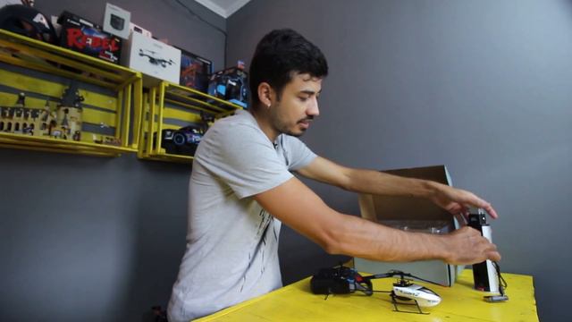 NOVO Helicóptero De Controle Remoto MUITO FÁCIL De Pilotar! | RC ERA C129 V2