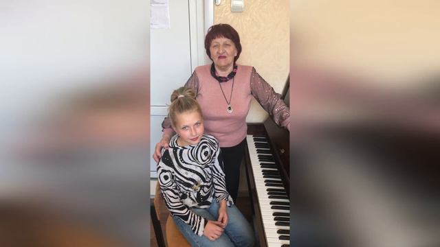 Поздравление от фортепианного отделения
