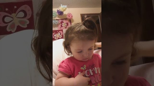 Как Лилианна повторяет имена!