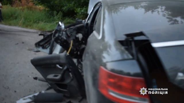 Поліція розслідує обставини аварії, у якій четверо людей загинули та четверо травмовані