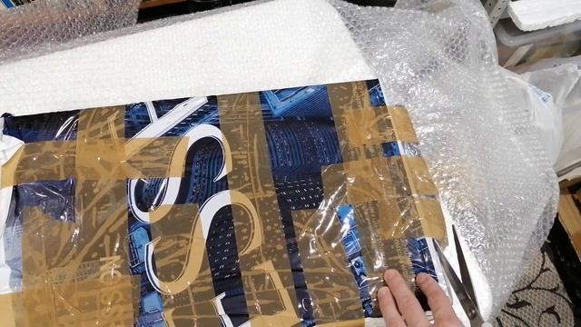 Получил три посылки. Смотрим вместе что внутри