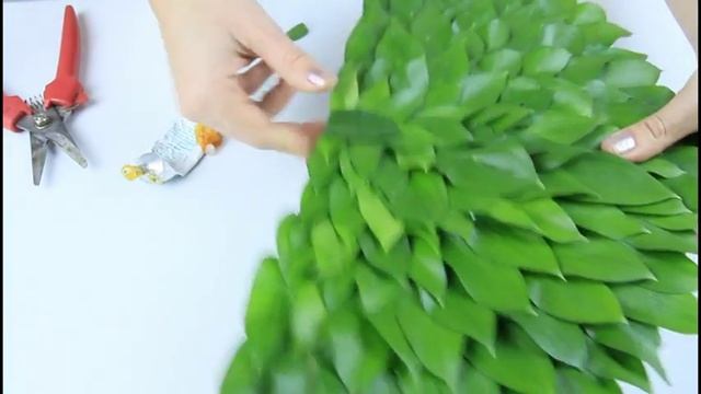 Flower School. Contemporary Bridal Design Fan-shape. Lesson 1