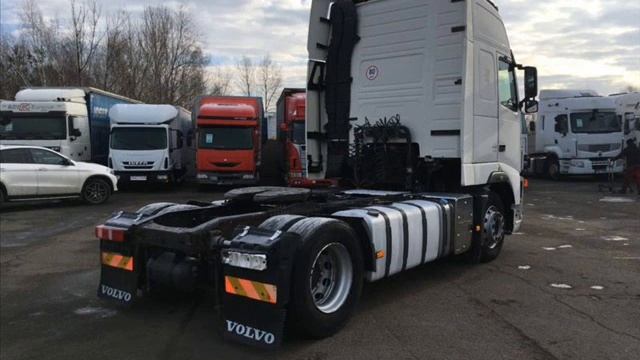 رقم العرض A 17340 راس قاطرة Volvo FH13 440 سنة الصنع 2008