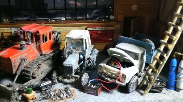 Новосибирский мастер Сергей Буйнов сделал миниатюру сельского гаража