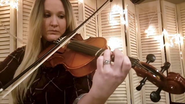 Carol Of The Bells (Feat: Me, Myself And I) | Violin, Piano & Water Glasses