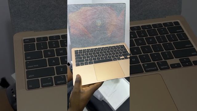 MacBook Air 2020 Core I5 GOLD Color #shortvideo