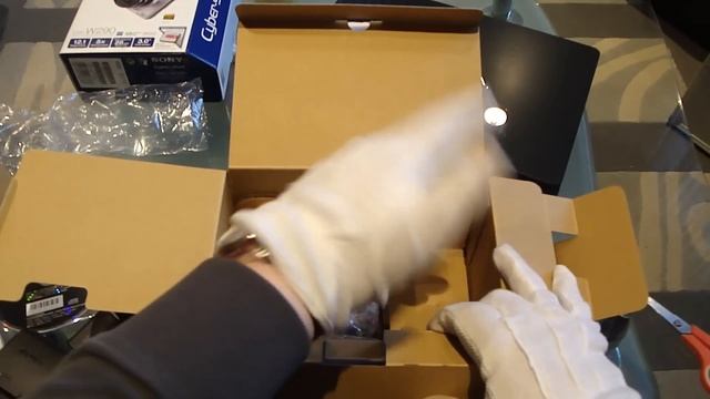 Sony 16.2 Megapixel Digicam NEX-C3 HD Unboxing