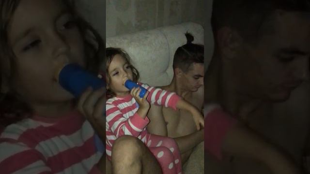 Песня про любовь! Автор музыки и слов- Эвелина!