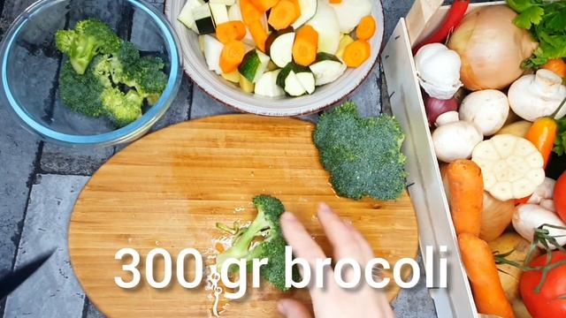 SUPĂ CREMĂ DE BROCCOLI/СУП-ПЮРЕ ИЗ БРОККОЛИ