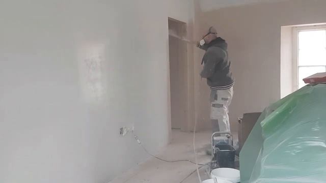 Безвоздушный окрасочный аппарат Graco GX FF