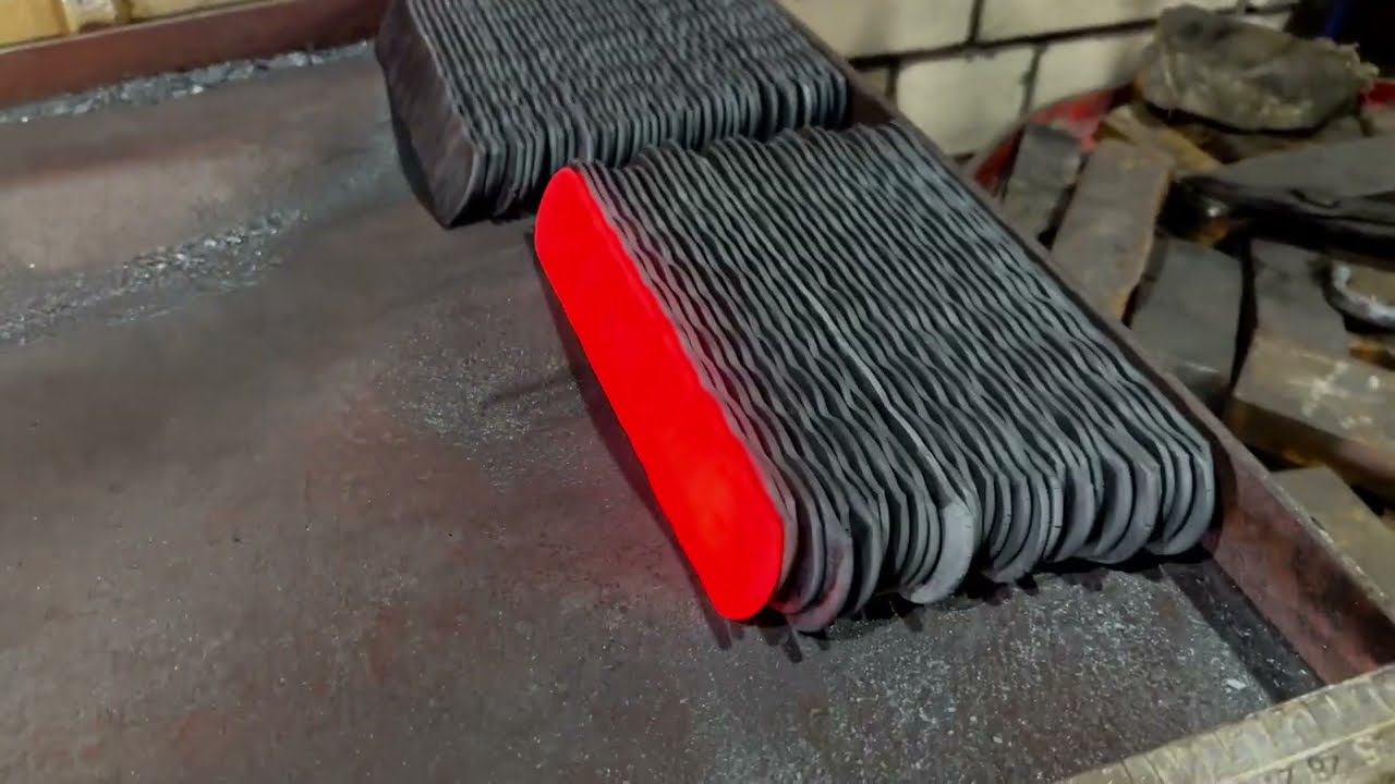 Рабочие моменты кузницы