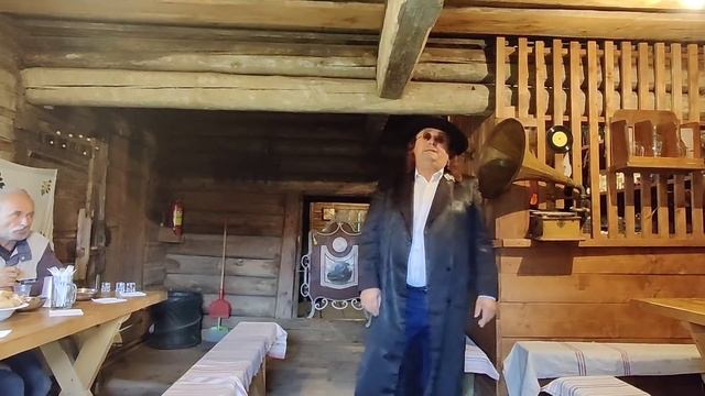 Тараса укусила оса?В гостях у Вольфа ?Колочава?Старе село