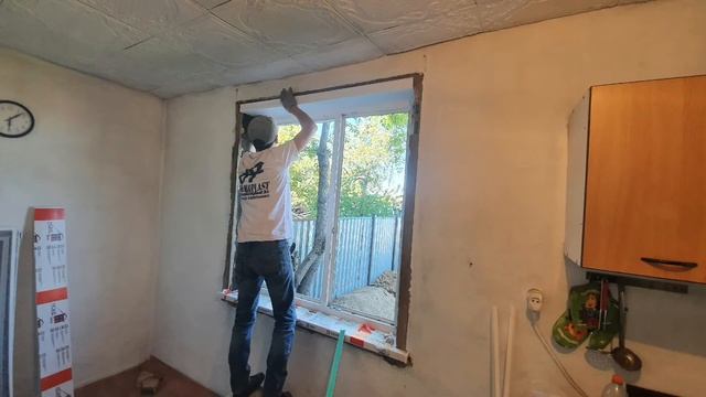 как установить окна с откосами.  компания АДАМ-ПЛАСТ