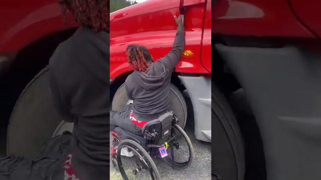 Кор. Смотри. Look. #look #chek #смотри #работа