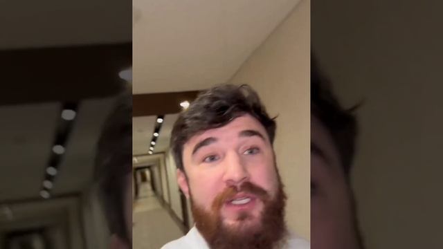 У Альфредо интересный сосед