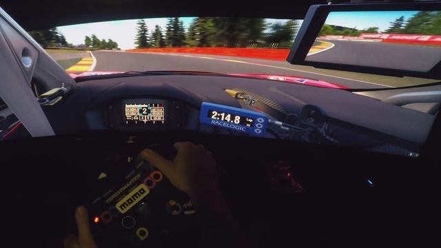 Samsung С49HG90DMI Тест монитора с видом от первого лица в автосимуляторе Asseto Corsa Competizione