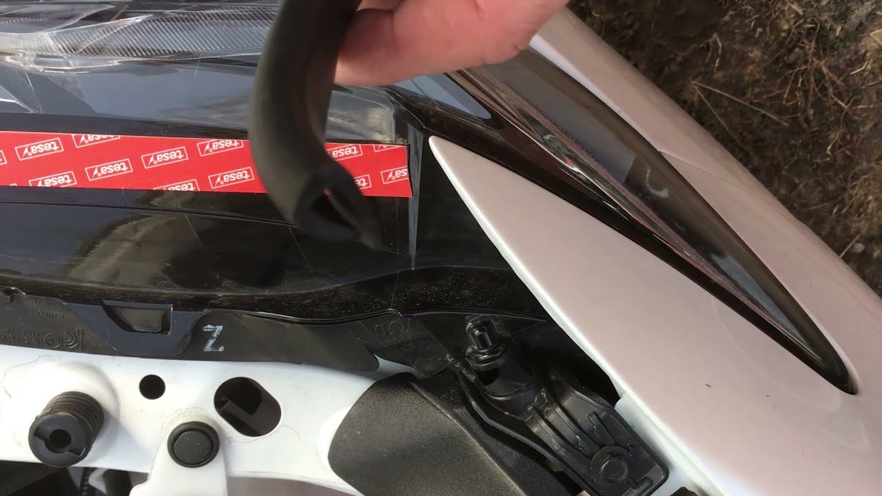 Установка резиновых уплотнителей на фары Toyota Camry V70