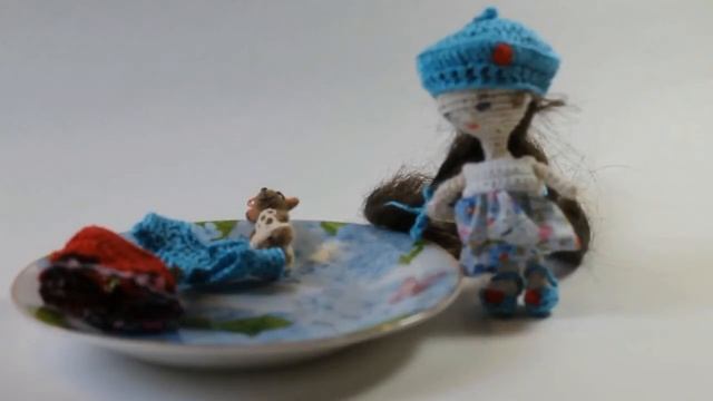Куколка с приданым ? Обзор куклы амигуруми.