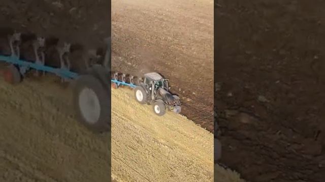 Трактор Valtra в работе!