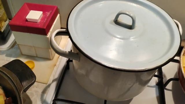 Сколько весит Кети????