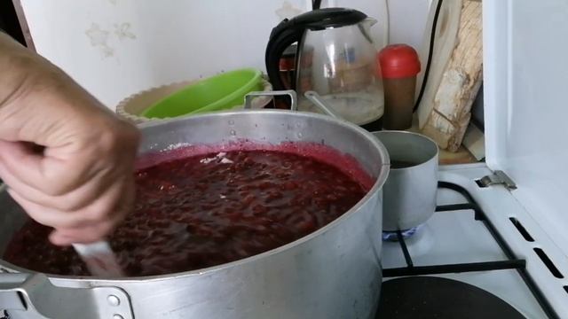 Как сварить варенье из вишни без косточек быстро. Самое вкусное и ароматное.