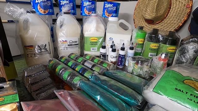 Starting A BAITCOMPANY From BOOTSTRAP.  Sample MATERIALS Unboxing.