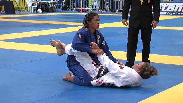 Carina Santi Vs Jessica Oliveira / European Championship 2019