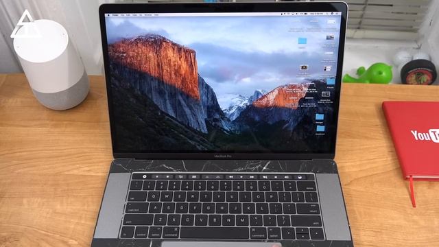 New MacBook Pro: Is The TouchBar Useful?