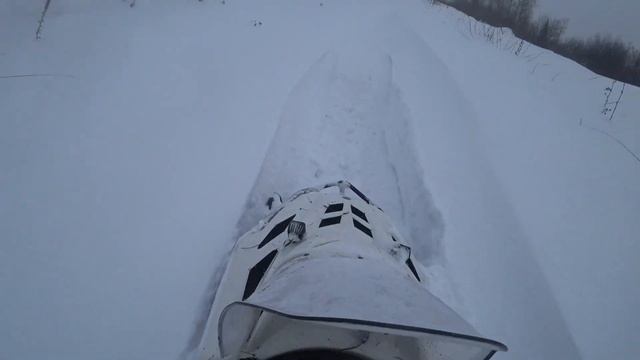 варяг 550, варяг 500. штурмует гору на 3й день снегопада.