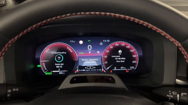 2024 Toyota C-HR - Sound, Interior And Exterior