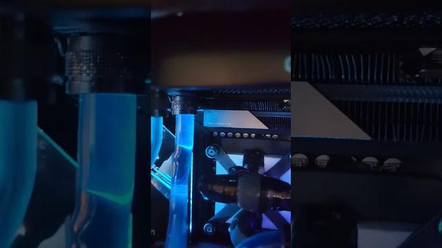 Тестовый компьютер для демонстрации снятия тепла с CPU  с помощью фреонового охладителя.