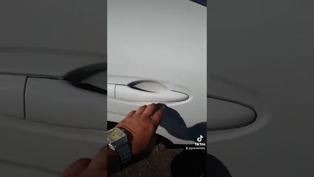 Как открыть Машину без ключа???