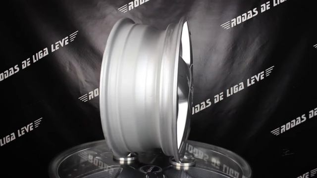 CHEVROLET I PRISMA CLASSIC / ARO 14 / 4 FUROS