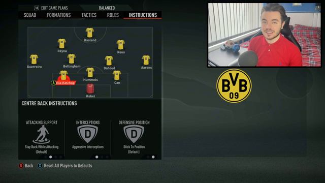 Recreate My 3-4-3 Borussia Dortmund Career Mode Tactics In FIFA 22 | Custom Tactics Explained