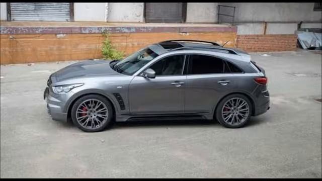 Infiniti: роскошь и мощные двигатели