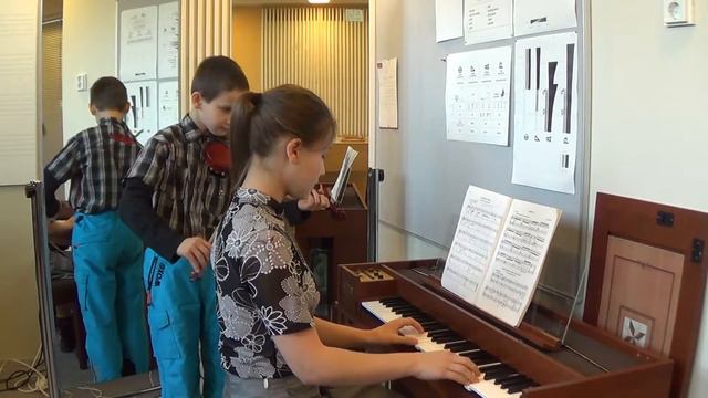 Зелёные рукава   Скрипка и ЭлектроКлавесин   Алексеевы Король и Любимица Красавица Умница