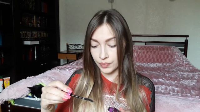 Тушь MAYBELLINE FALSCHE WIMPERN/Первое впечатление