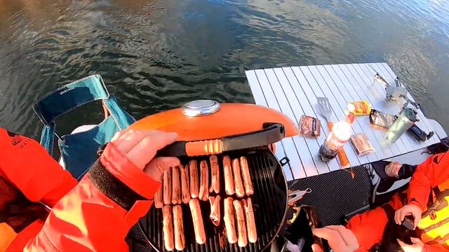 Новый флот - Sup доска и надувной плот 4х2 метра.