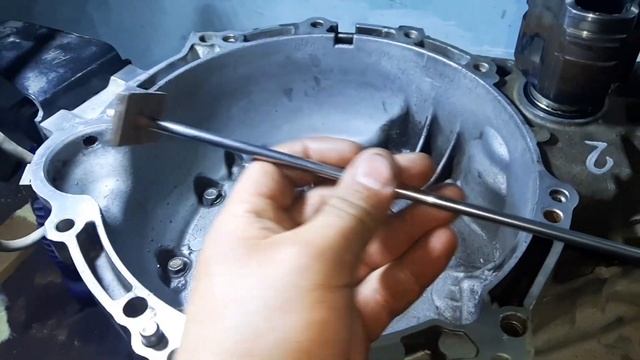 4 часть / Замена сальников АКПП и фильтра / Замена подшипника компрессора кондиционера