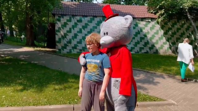В Екатерининском парке в честь Дня защиты детей прошел праздник для детей и их родителей