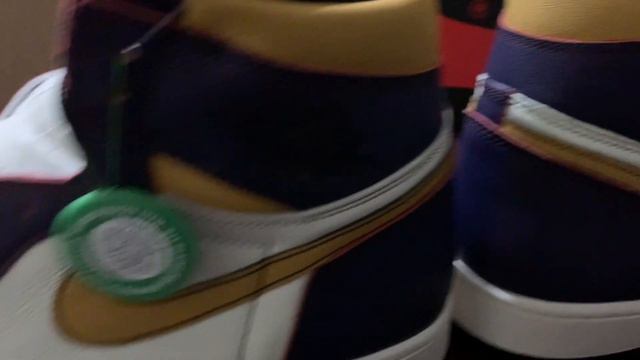 Did StockX Sell Me Fakes ( Jordan 1 LA To Chicago)