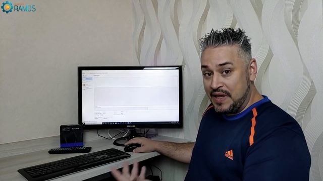 Acredite !!! Isso é Um Computador Completo Intel Quad Core Com Windows 10 PRO - W5 PRO Mini PC