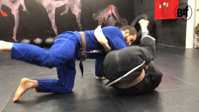 Abubakar Khadaev -  Shin To Shin To Armbar