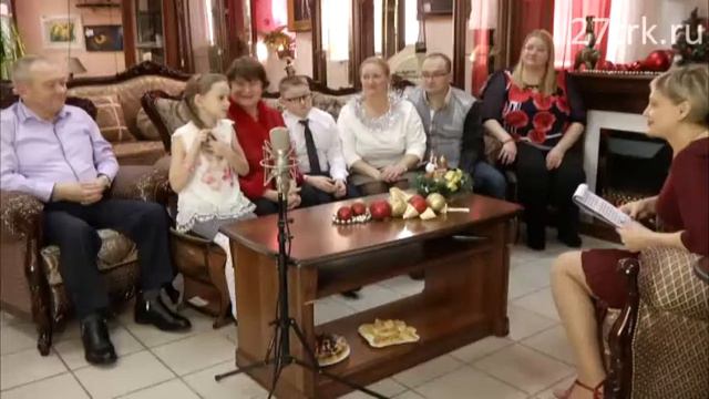 Вечер у камина. Семья Мясниковых