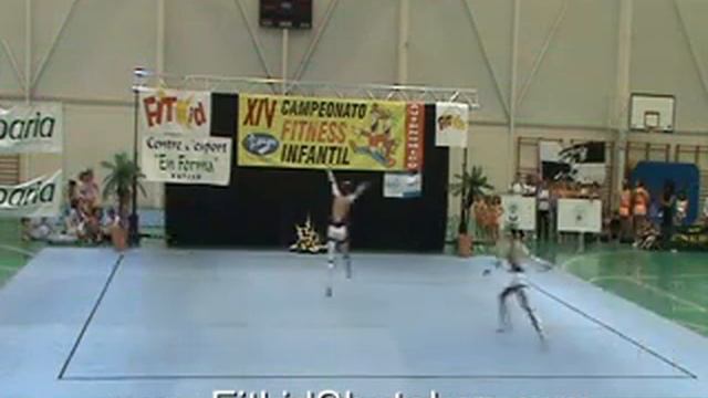 Yoli Y Laura Robots (FitKid Shotokan Spain)