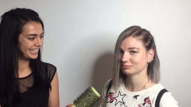 Красные волосы превращаются в ..