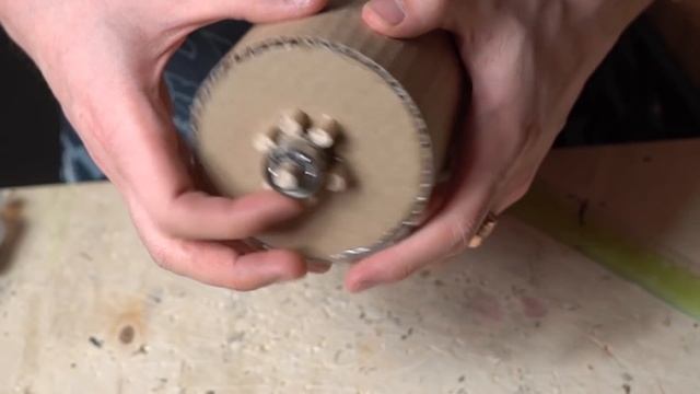 AMAZING CASINO SLOT-GUM MACHINE from CARDBOARD
