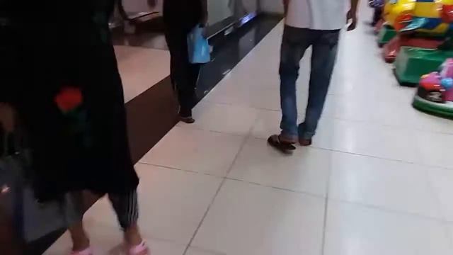 Hyundai Escalator @Mall Top 100 Batu Aji, Batam