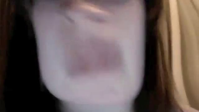 Ага. Вебка на MacBook' е блин.