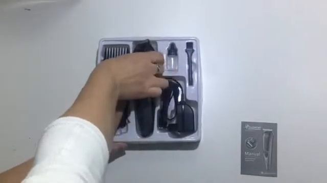 Машинка для стрижки Gemei GM 6053